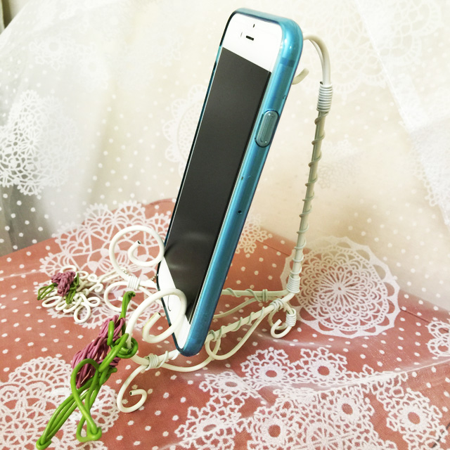 iPhoneスタンド